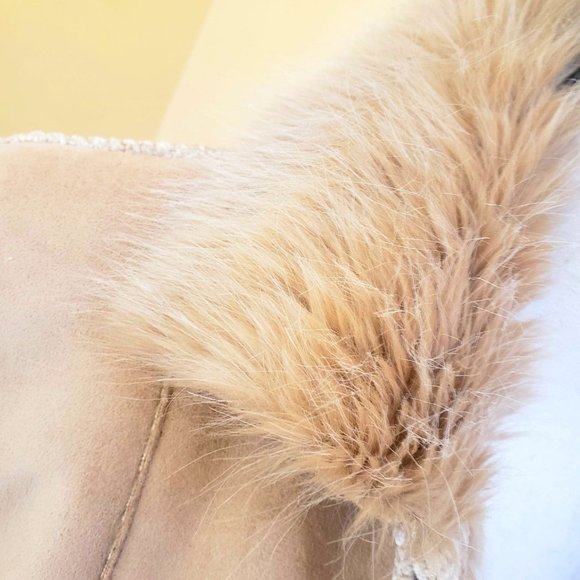 ~Chic Suede/ Faux Fur Zip-Up Sweater~ - Picture 5 of 7